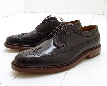 A beautiful edge dressing on a beautiful pair of shell cordovan Aldens