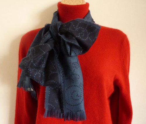 eBay user Lulabel167 is offering cashmere scarves this year