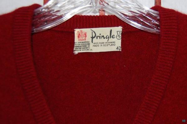It’s On eBay: Vintage Pringle Cashmere Sweater (42)