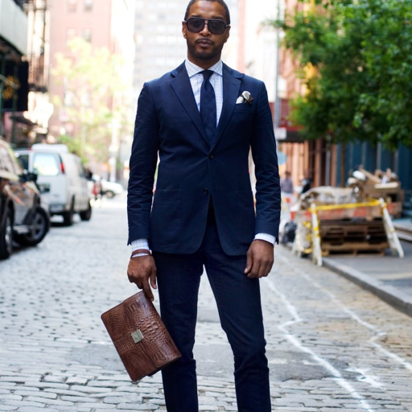 Q and Answer: What Color Shoes Should I Wear With a Navy Suit?