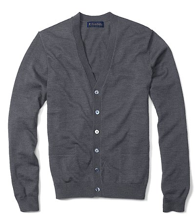 It’s on sale: Brooks Brothers sweaters & cutaway-collar knits</strong> — All are under $50 each: