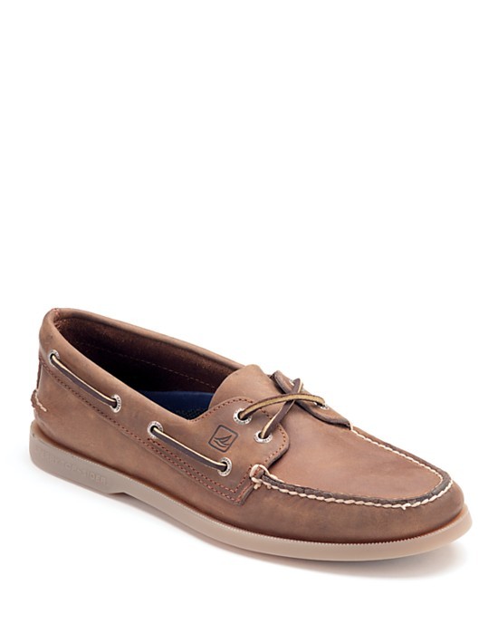 It’s On Sales: Warm-Weather Shoes