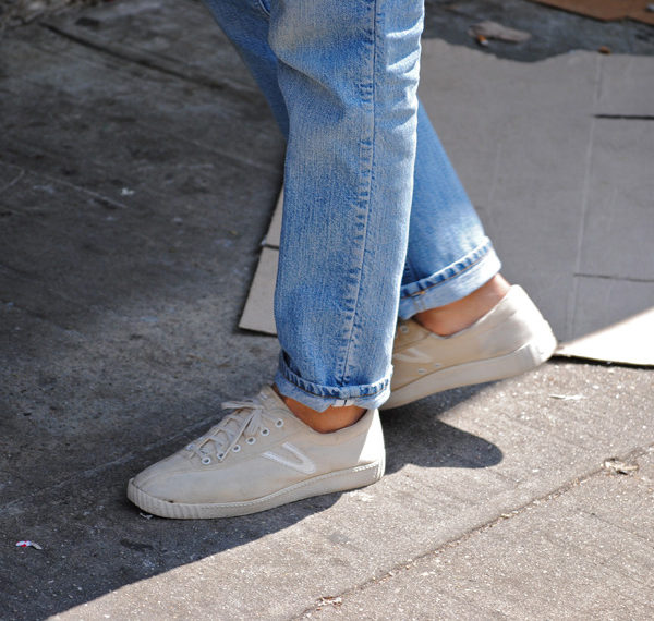 Light Washed Jeans for Summer