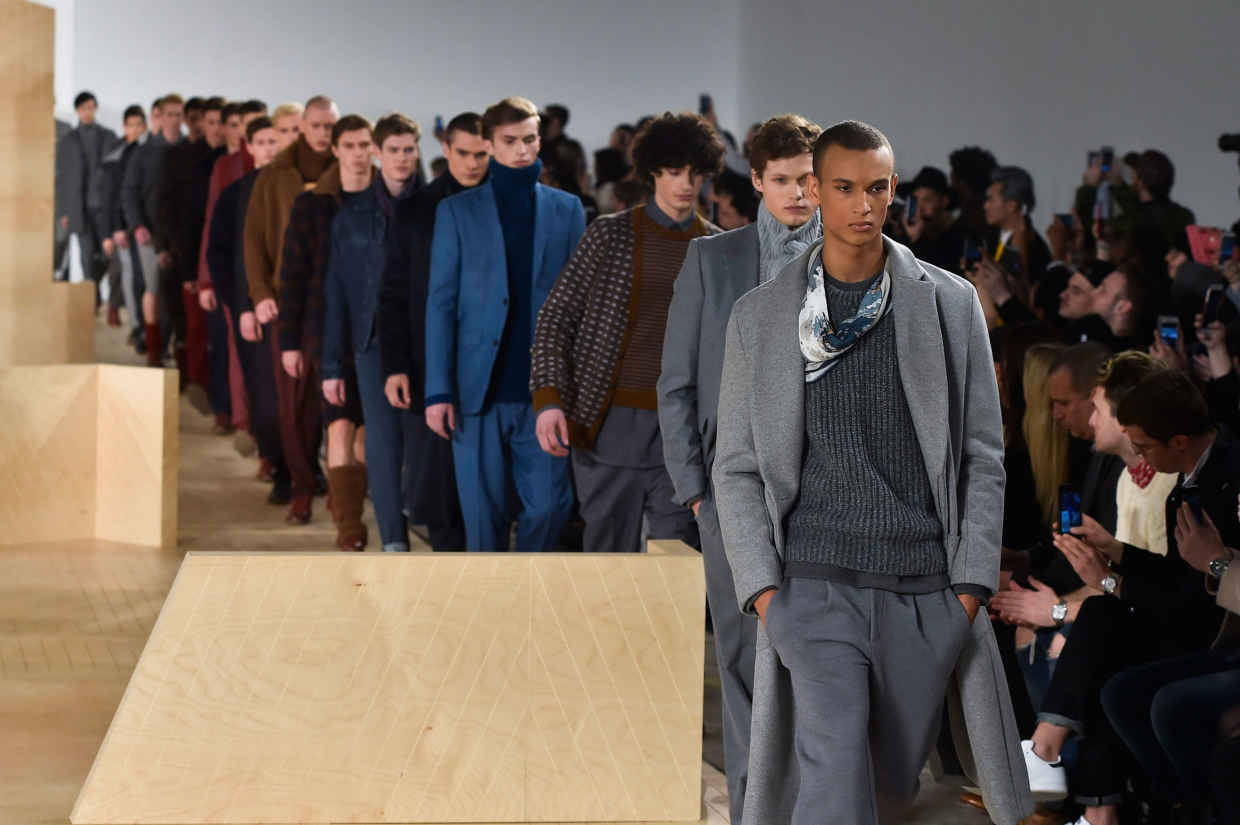 A Non-Fashion Guy Reviews Fashion Shows