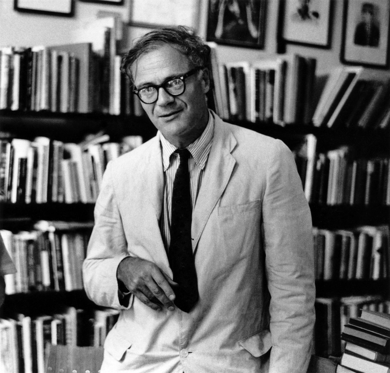 The Messy Style of Robert Lowell