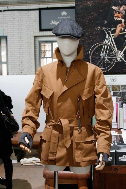 Brooks outlet criterion jacket