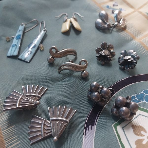 New Ladies Jewelry In Store!